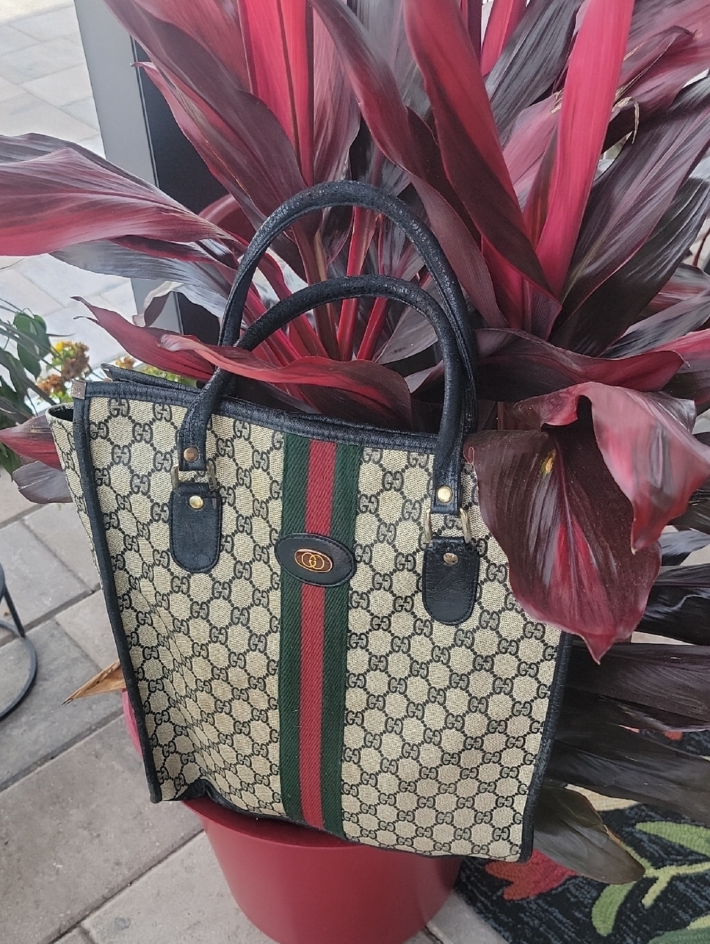 Gucci Beige Canvas Tote with Green and Red Web Stripe
